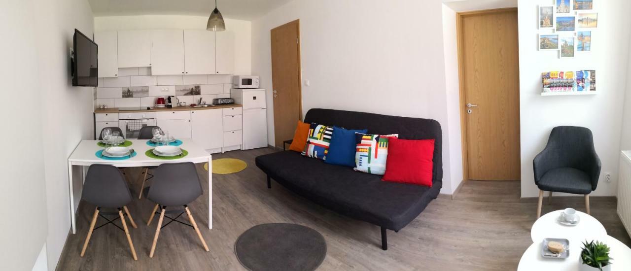 Green Garden Plus Apartman Budapest Bagian luar foto